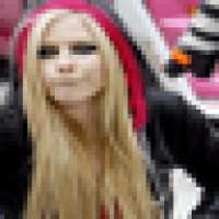 Avril Lavigne App Game &Social