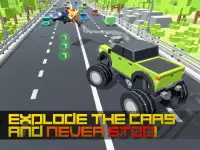 Traffic Racing: Blocky War Screen Shot 3