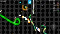 Snake Worm Zone Battle Screen Shot 1