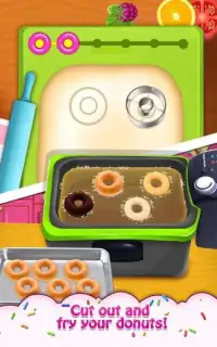 Mini ME Donut Maker Screen Shot 2