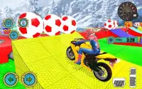 Superhero Bike Stunts Racing 3D Screen Shot 4