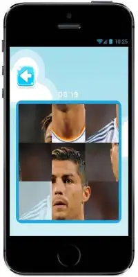 Play Cristiano Ronaldo Sliding Jigsaw Puzzle Game Screen Shot 1