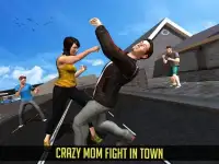 Neighbor Mom Fighter Game Screen Shot 0