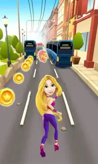 Rapunzel City Adventure Runner Screen Shot 2