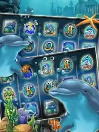 Lucky Dolphin Slots: Free Casino Slot Machines Screen Shot 2