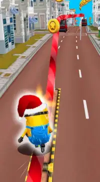 Subway Mini-on's Runner: 3D Banana Rush Game Screen Shot 1