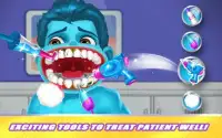 Superhero Dentist Screen Shot 0