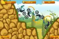 Moto Hero -- endless motorcycle running game Screen Shot 5
