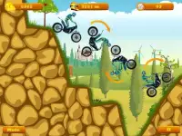 Moto Hero -- endless motorcycle running game Screen Shot 0