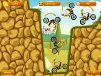 Moto Hero -- endless motorcycle running game Screen Shot 3