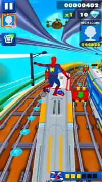 Amazing Super Heroes Running : Subway Home Runner Screen Shot 1
